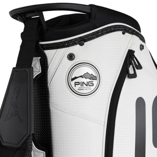 Ping Bolsa Tour Staff