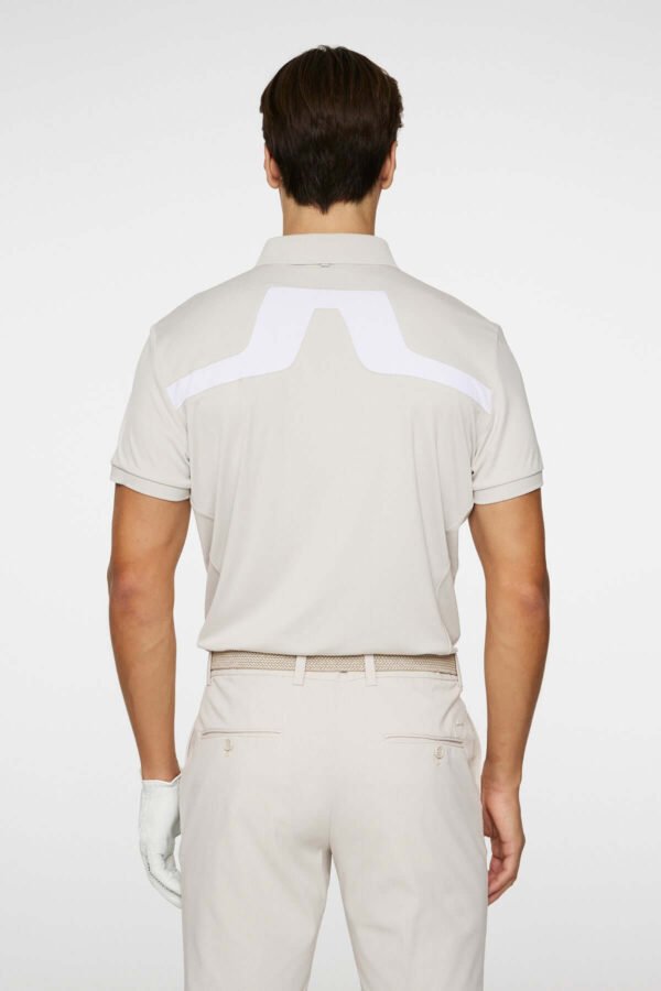 3ed8377d907be10e1e0d800eb90885b0_004 J.Lindeberg Polo de Golf KV